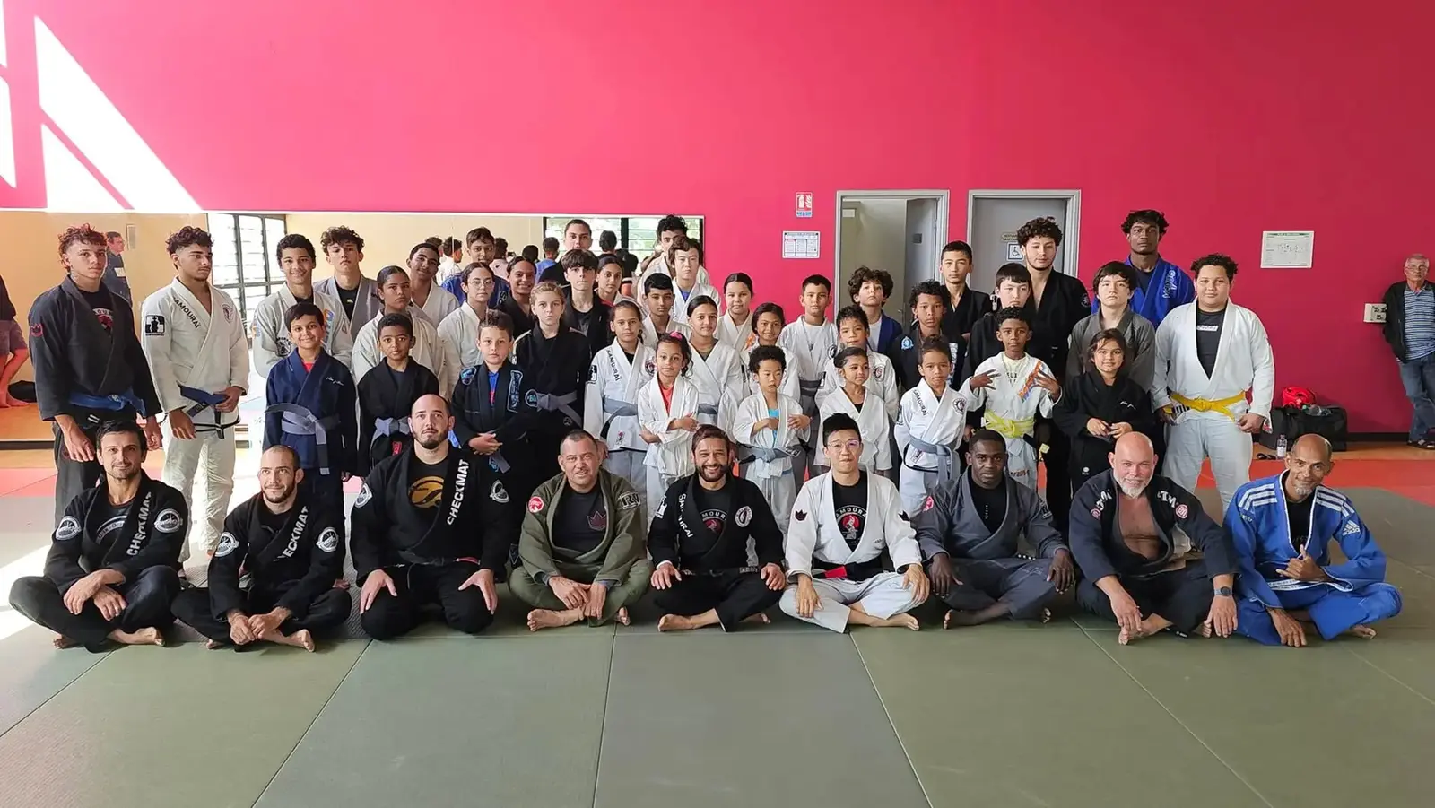 Photo de groupe de l’Académie JJB Les Samouraïs