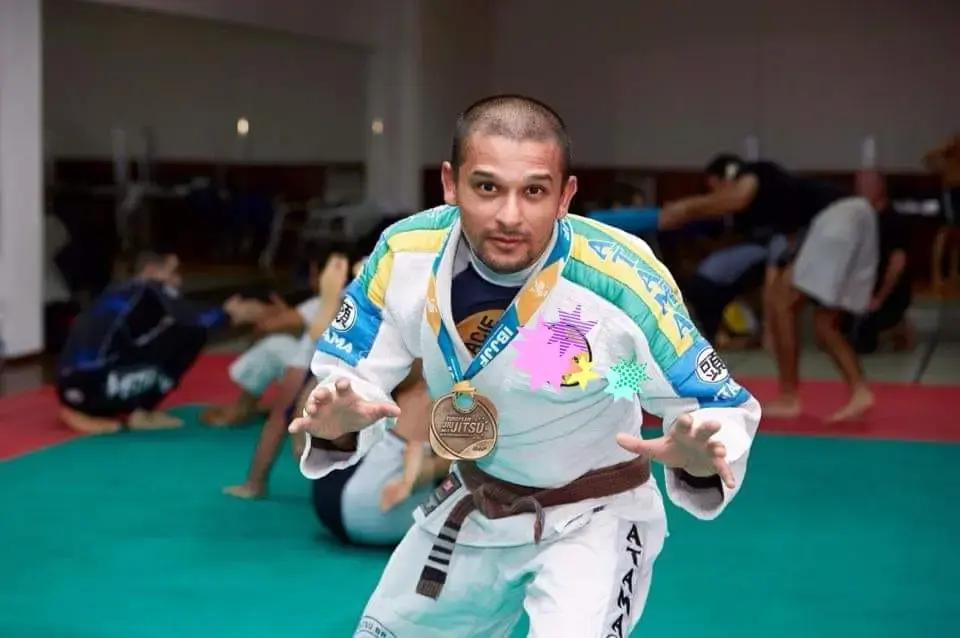 Pratiquant médaillé au dojo