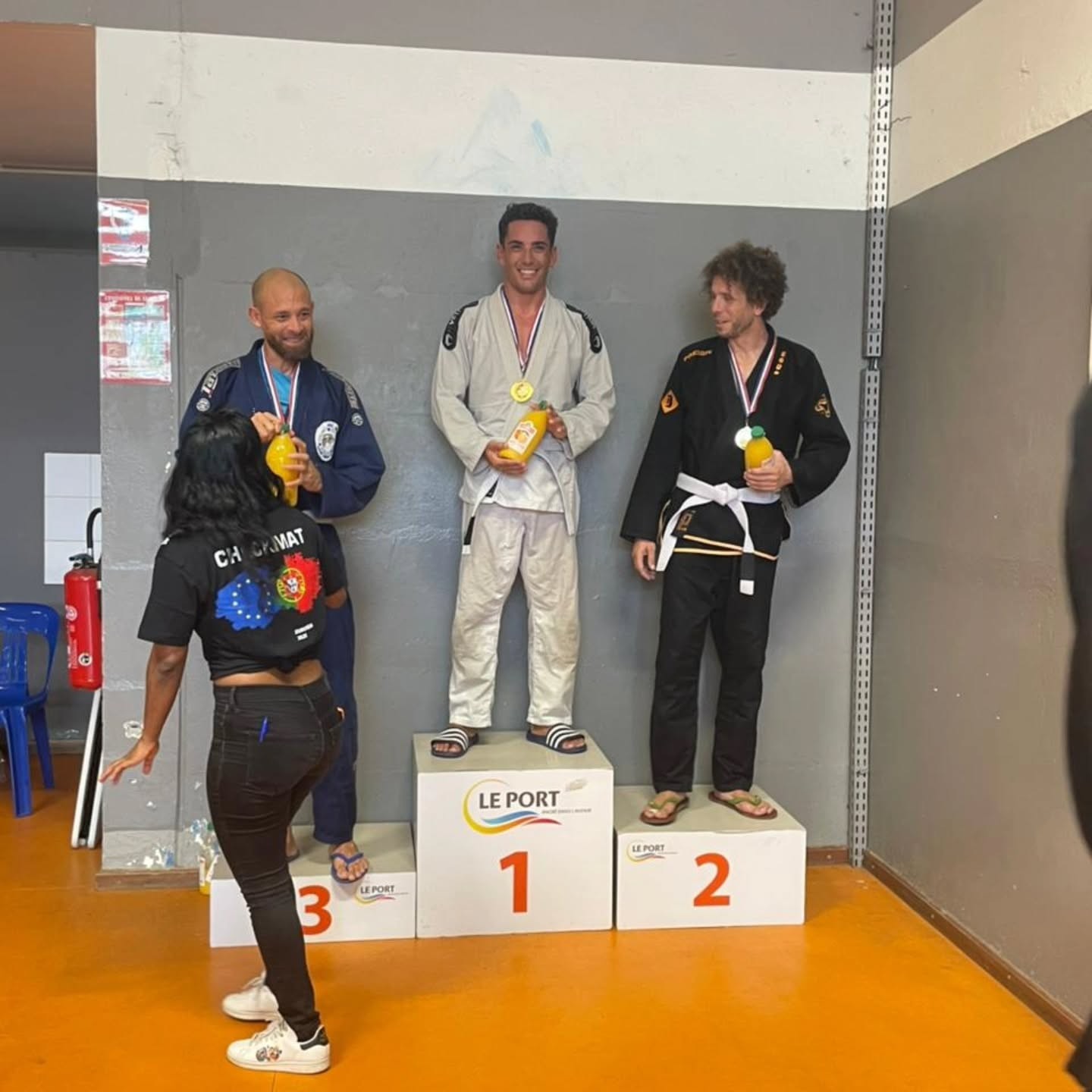 Photo publiée par JJB Les Samouraï — Compétition checkmat interclubs 👏🥋 Félicitations à tous toutes pour vos combats !!👏 ✅️ Résultats Adultes : - SINAMA Yani