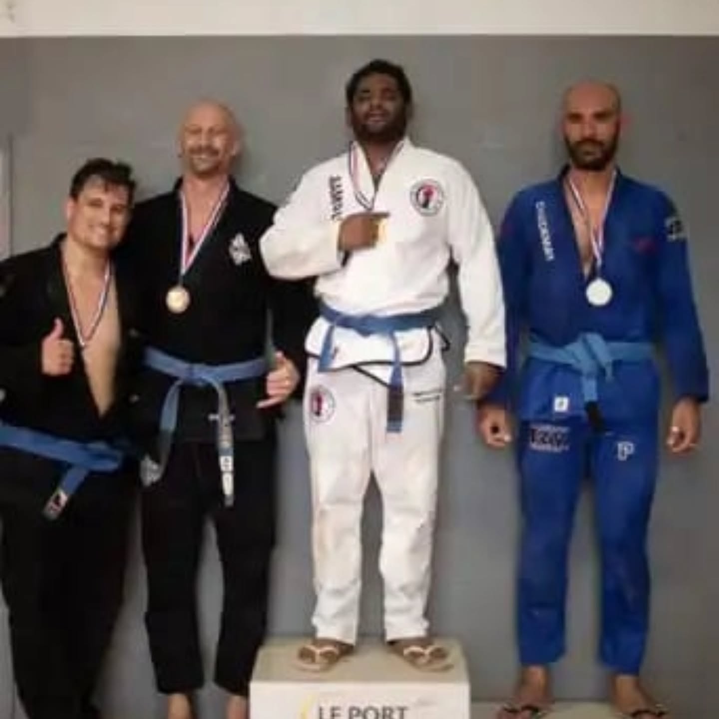 Photo publiée par JJB Les Samouraï — Compétition checkmat interclubs 👏🥋 Félicitations à tous toutes pour vos combats !!👏 ✅️ Résultats Adultes : - SINAMA Yani
