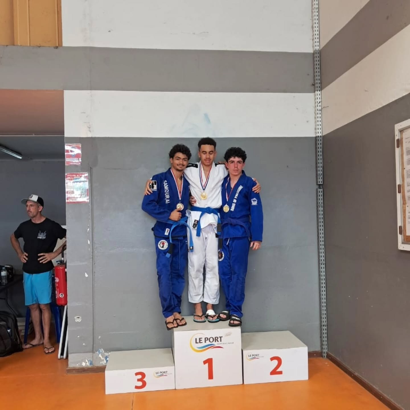 Photo publiée par JJB Les Samouraï — Compétition checkmat interclubs 👏🥋 Félicitations à tous toutes pour vos combats !!👏 ✅️ Résultats Adultes : - SINAMA Yani