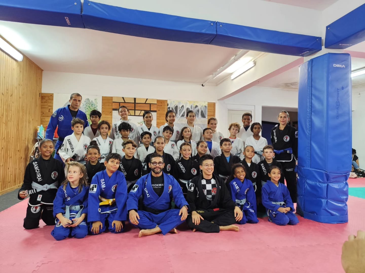 Photo publiée par JJB Les Samouraï — Félicitations aux samouraï Kids pour leurs nouveaux grades 🎓👏👏👏 qui récompensent une saison sportive riche en apprentiss