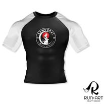rashguards noir et blanc